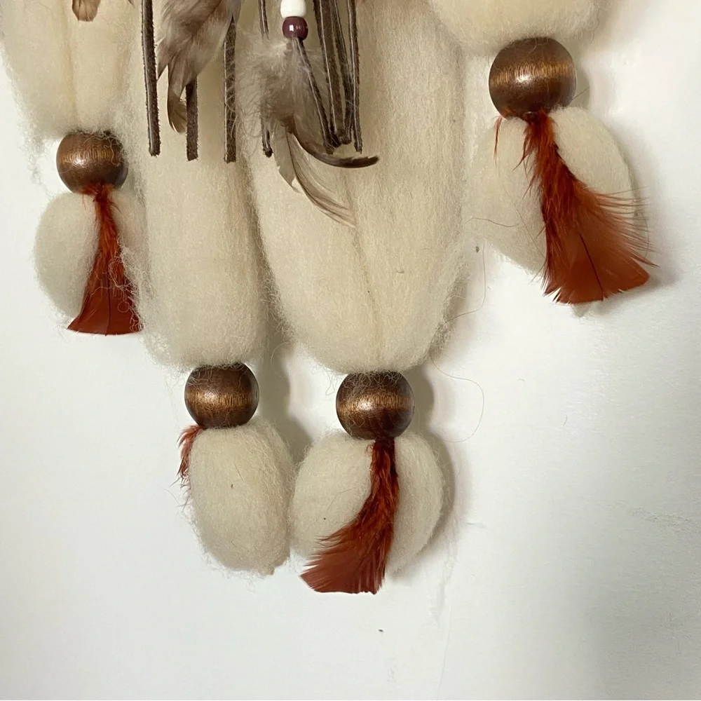 Vintage Native American Handmade Dreamcatcher‎ Fur Hide Feathers Wool Beads
